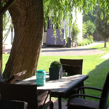 Balaton Vendeghaz Guest house *
